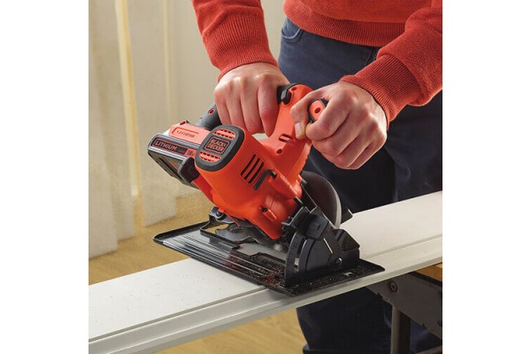 Пила дискова акумуляторна BLACK+DECKER BDCCS18N