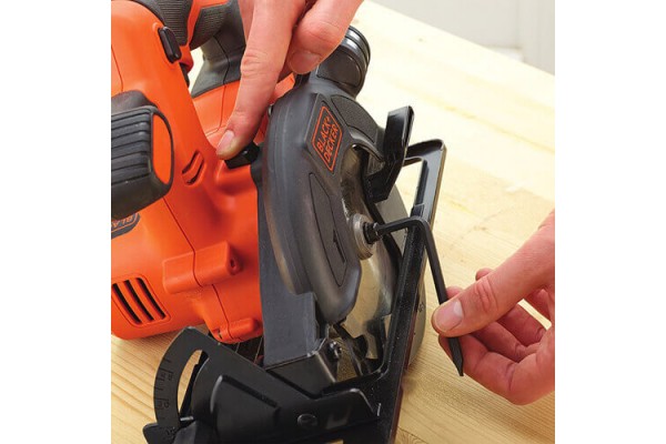 Пила дискова акумуляторна BLACK+DECKER BDCCS18N