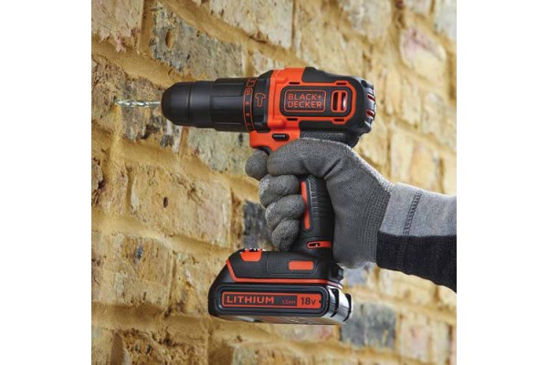 Дриль-шурупокрут акумуляторний ударний BLACK+DECKER BDCHD18KB