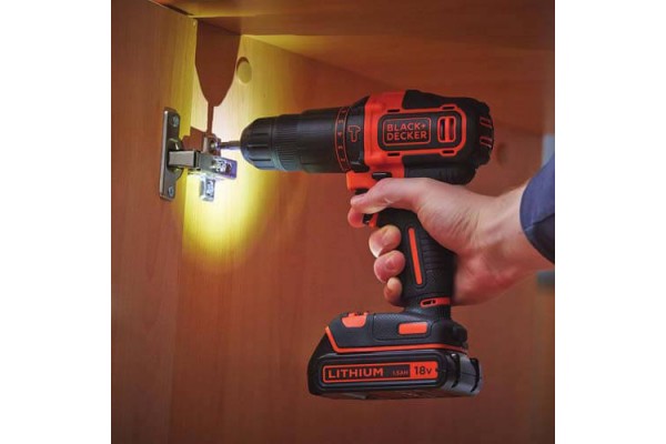 Дриль-шурупокрут акумуляторний ударний BLACK+DECKER BDCHD18KB