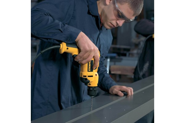 Дриль мережевий DeWALT DWD112S