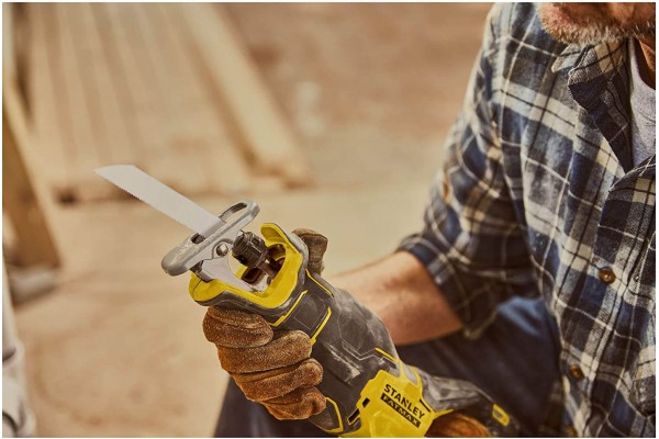Пила шабельна акумуляторна STANLEY FATMAX SFMCS310B Пила шабельна акумуляторна STANLEY FATMAX SFMCS310B