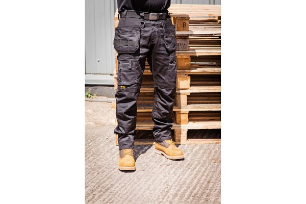 Штани робочі Dewalt Thurlston Trousers чорні розмір 34/33 склад 100% поліестер стрейч, не водопроник