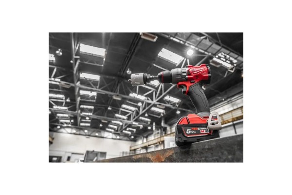 Акумуляторний шурупокрут Milwaukee M18 (FDD3-502X) (4933479863) Акумуляторний шурупокрут Milwaukee M18 (FDD3-502X) (4933479863)
