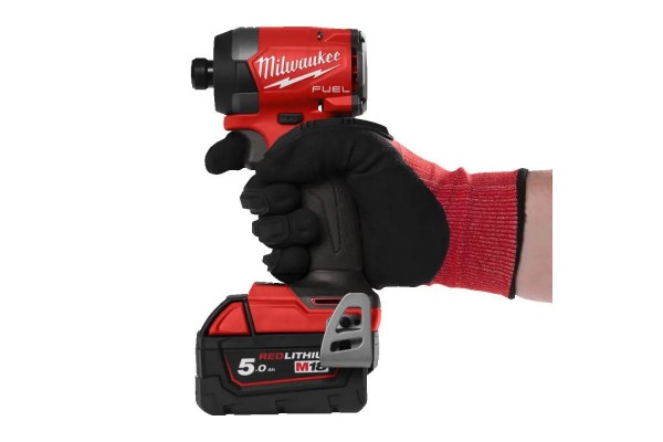 Акумуляторний гвинтокрут Milwaukee M18 FID3-502X (4933479865) Акумуляторний гвинтокрут Milwaukee M18 FID3-502X (4933479865)