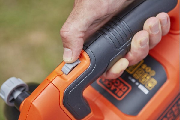 Садовий пилосос акумуляторний безщітковий BLACK+DECKER BCBLV3625L1