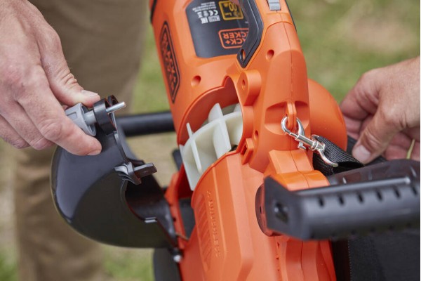 Садовий пилосос акумуляторний безщітковий BLACK+DECKER BCBLV3625L1