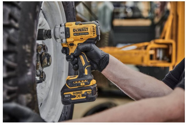 Гайкокрут ударний акумуляторний безщітковий DeWALT DCF891N