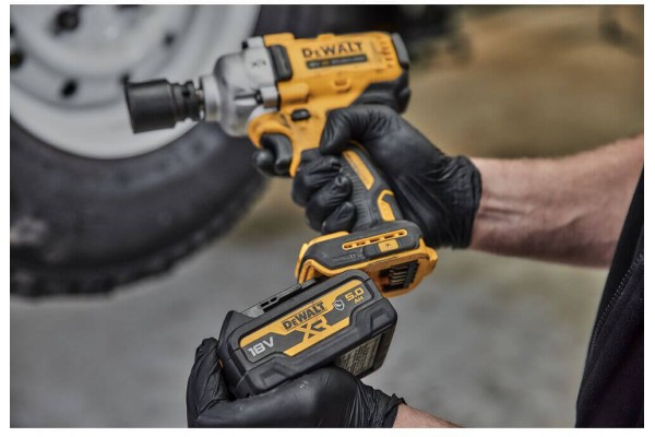 Гайкокрут ударний акумуляторний безщітковий DeWALT DCF891N