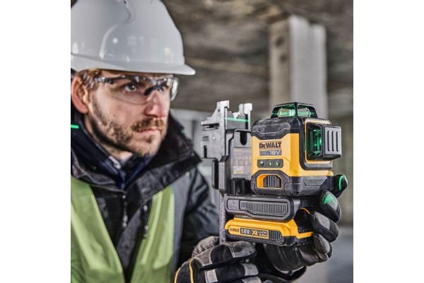 Рівень лазерний лінійний DeWALT DCLE34031N