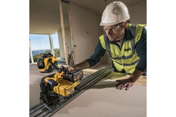 Пила дискова занурювальна акумуляторна DeWALT DCS520T2