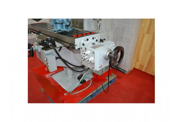 Фрезерний верстат Hozmann BF 600D Фрезерний верстат Hozmann BF 600D