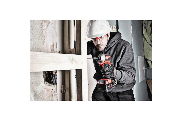 Гайкокрут акумуляторний безщітковий 1/4\" HEX MILWAUKEE M18 CBLID-0 180Нм