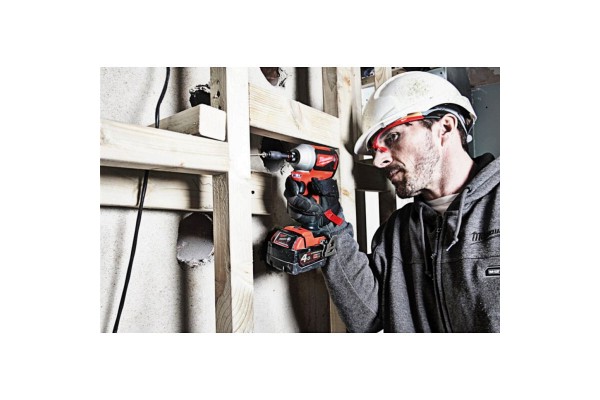 Гайкокрут акумуляторний безщітковий 1/4\" HEX MILWAUKEE M18 CBLID-0 180Нм