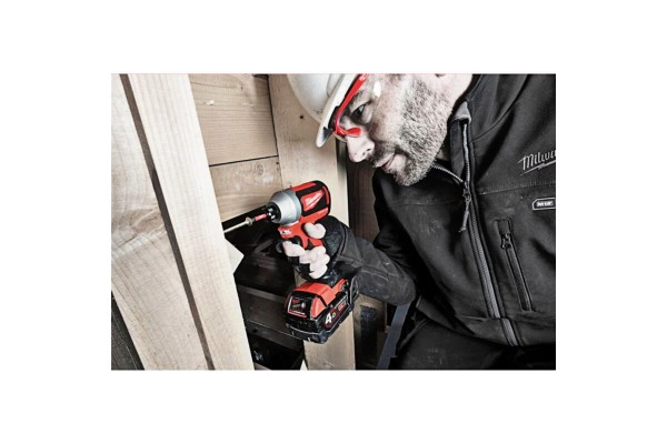 Гайкокрут акумуляторний безщітковий 1/4\" HEX MILWAUKEE M18 CBLID-0 180Нм