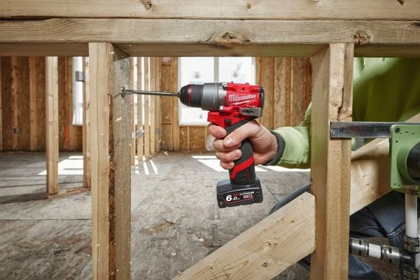 Акумуляторний шурупокрут Milwaukee M12 (FPD2-202X) (4933479868) Акумуляторний шурупокрут Milwaukee M12 (FPD2-202X) (4933479868)
