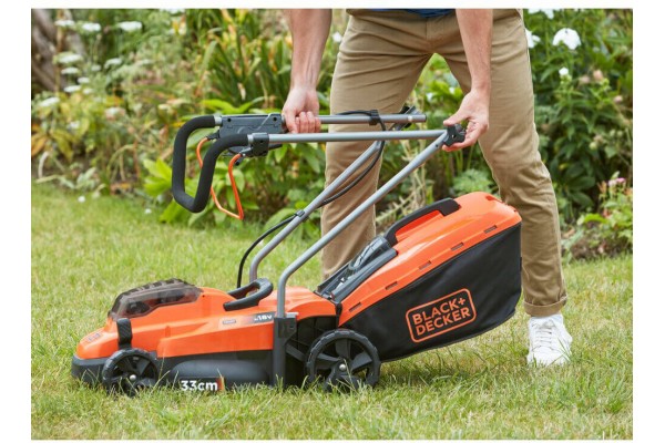 Газонокосарка акумуляторна BLACK+DECKER BCMW33184L2