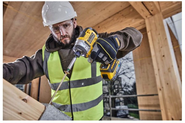 Шурупокрут ударний акумуляторний безщітковий DeWALT DCF860NT