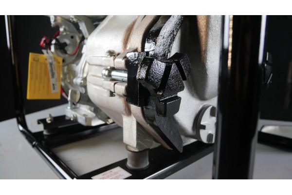 Мотопомпа для брудної води Daishin SWT-80HX Мотопомпа для брудної води Daishin SWT-80HX