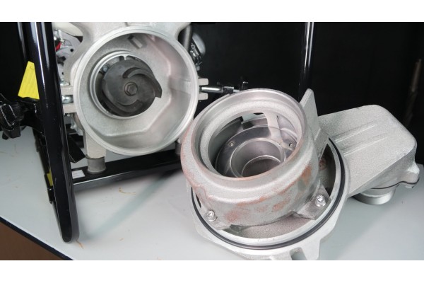 Мотопомпа для брудної води Daishin SWT-80HX Мотопомпа для брудної води Daishin SWT-80HX