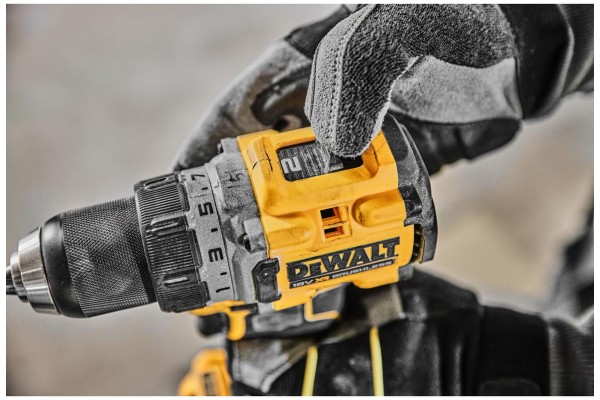 Дриль-шуруповерт акумуляторна безщіткова DeWALT DCD800H2T