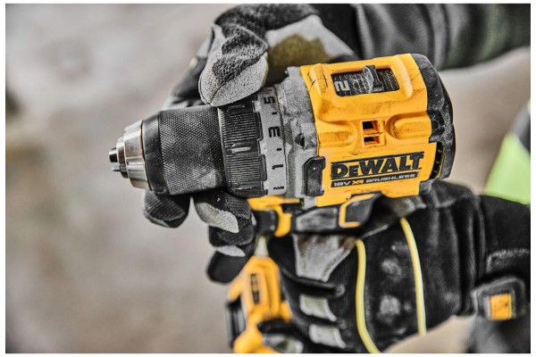 Дриль-шуруповерт акумуляторна безщіткова DeWALT DCD800H2T