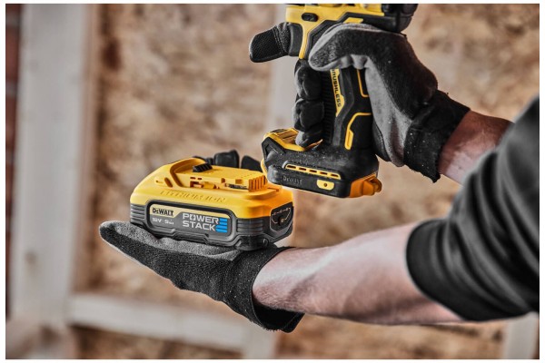 Дриль-шуруповерт акумуляторна безщіткова DeWALT DCD800H2T