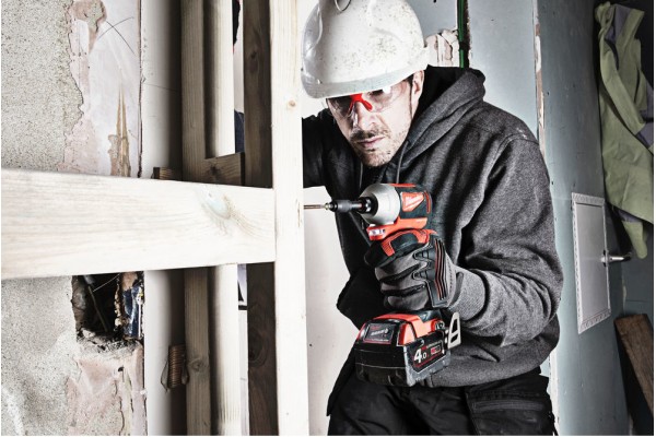 Гвинтокрут акумуляторний Milwaukee M18 CBLID-402C (4933464534) Гвинтокрут акумуляторний Milwaukee M18 CBLID-402C (4933464534)