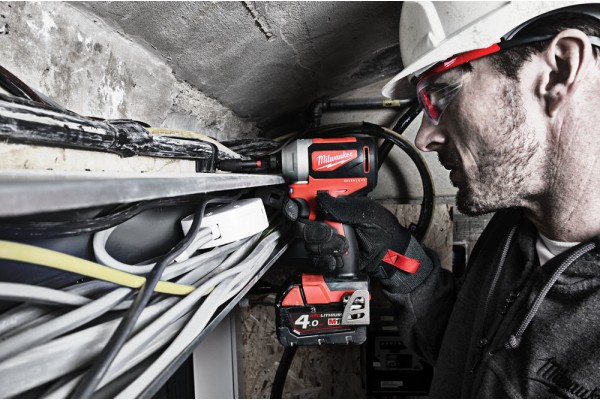 Гвинтокрут акумуляторний Milwaukee M18 CBLID-402C (4933464534) Гвинтокрут акумуляторний Milwaukee M18 CBLID-402C (4933464534)