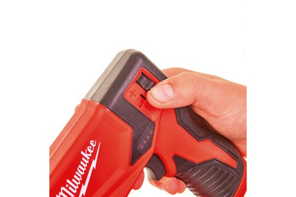 Степлер акумуляторний MILWAUKEE, M12 BST-0 Степлер акумуляторний MILWAUKEE, M12 BST-0