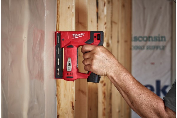 Акумуляторний степлер Milwaukee M12 BST-202X (4933459635)