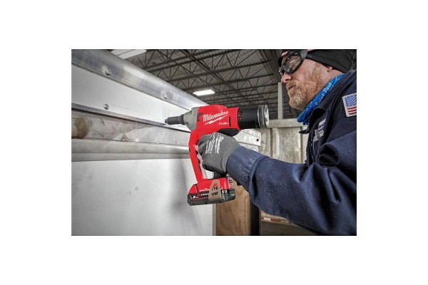 Заклепочник акумуляторний MILWAUKEE M18 ONEFPRT-0X, діаметр закл. 4,8-7,0мм (HD кейс)