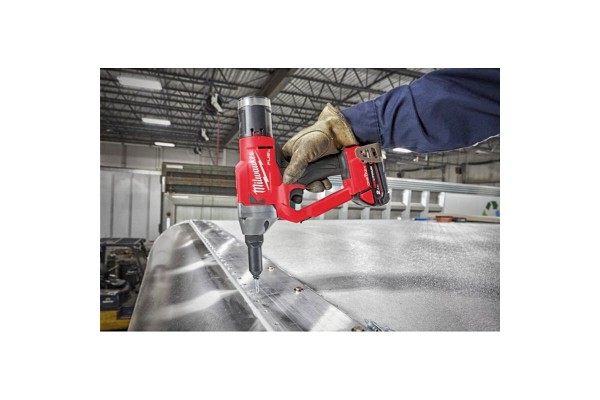 Заклепочник акумуляторний MILWAUKEE M18 ONEFPRT-0X, діаметр закл. 4,8-7,0мм (HD кейс)