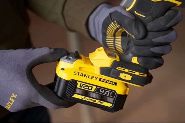 Гайковерт ударний акумуляторний STANLEY FATMAX SFMCF940B