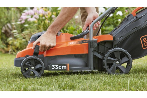 Газонокосарка акумуляторна BLACK+DECKER BCMW3336L1