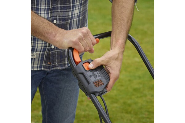 Газонокосарка електрична BLACK+DECKER BEMW451