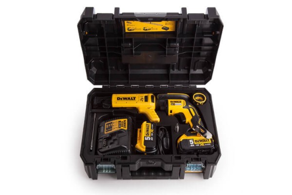 Шурупокрут акумуляторний безщітковий DeWALT DCF620P2K