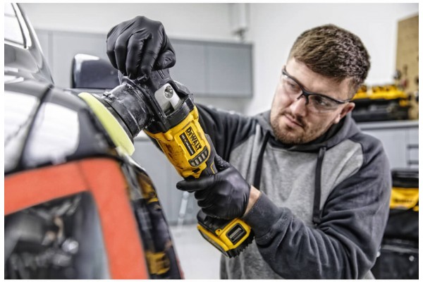 Полірувальна машина акумуляторна безщіткова DeWALT DCM848P2