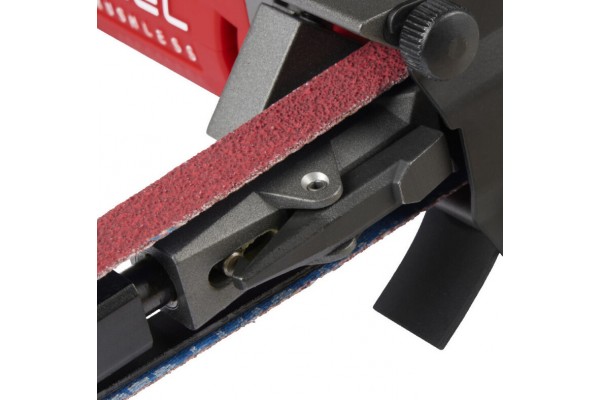 Стрічкова шліфувальна машина Milwaukee M12 FBFL13-0 (без АКБ і ЗП) Стрічкова шліфувальна машина Milwaukee M12 FBFL13-0 (без АКБ і ЗП)