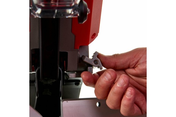 Пила торцювальна акумуляторна Milwaukee M18 FMS254-0, 254 мм (4933451729) Пила торцювальна акумуляторна Milwaukee M18 FMS254-0, 254 мм (4933451729)