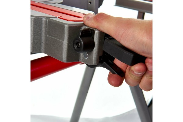 Пила торцювальна акумуляторна Milwaukee M18 FMS254-0, 254 мм (4933451729) Пила торцювальна акумуляторна Milwaukee M18 FMS254-0, 254 мм (4933451729)