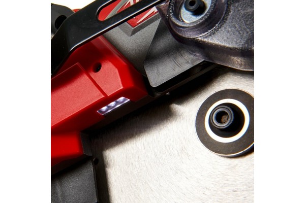 Пила торцювальна акумуляторна Milwaukee M18 FMS254-0, 254 мм (4933451729) Пила торцювальна акумуляторна Milwaukee M18 FMS254-0, 254 мм (4933451729)