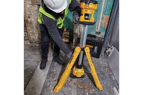 Ліхтар світлодіодний акумуляторний DeWALT DCL079 Ліхтар світлодіодний акумуляторний DeWALT DCL079