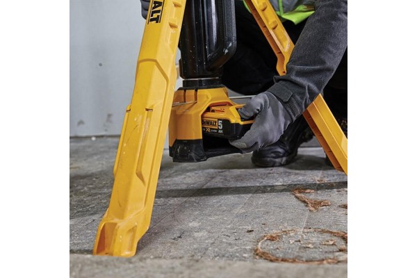 Ліхтар світлодіодний акумуляторний DeWALT DCL079 Ліхтар світлодіодний акумуляторний DeWALT DCL079