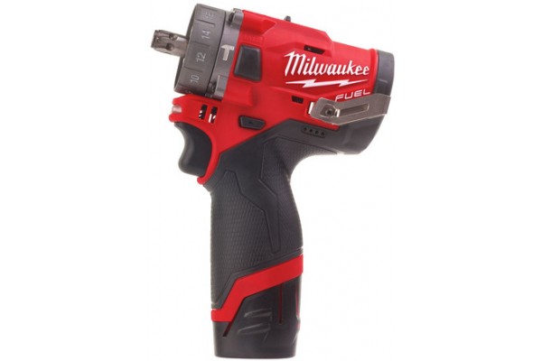 Акумуляторна ударна дриль-шурупокрут Milwaukee M12 FPDXKIT-202X (4933464138) Акумуляторна ударна дриль-шурупокрут Milwaukee M12 FPDXKIT-202X (4933464138)