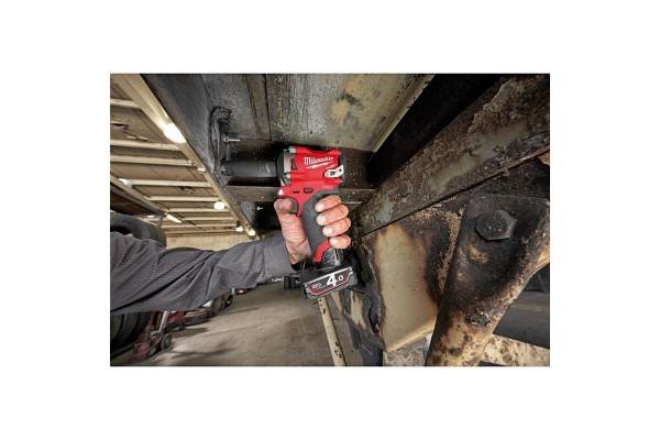 Гайкокрут акумуляторний 1/2\" MILWAUKEE, M12 FIWF12-422X, 339 Нм, (+ заряд.пристрій, 2 акум., HD кейс