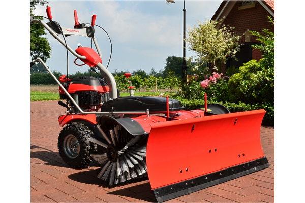 Підмітальна машина зі щіткою HECHT 8101