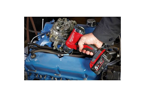 Термоповітродувка акумуляторна MILWAUKEE, M18 BHG-502C (+ заряд.пристрій, 2 акум.Х 5Аг, кейс) Термоповітродувка акумуляторна MILWAUKEE, M18 BHG-502C (+ заряд.пристрій, 2 акум.Х 5Аг, кейс)