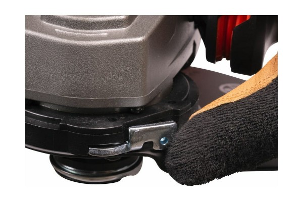 Кутошліфувальна машина Milwaukee M18 ONEFLAG230XPDB-0 (4933478781) (без АКБ та ЗП Кутошліфувальна машина Milwaukee M18 ONEFLAG230XPDB-0 (4933478781) (без АКБ та ЗП