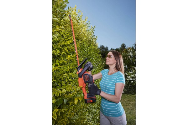 Кущоріз акумуляторний BLACK+DECKER BCHTS3625L1